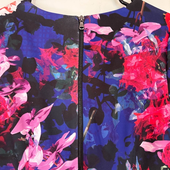 Betsey Johnson Floral Dress - Picture 6 of 11